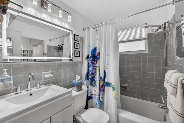 4001 S Ocean South Palm Beach Unit 218 photo 2
