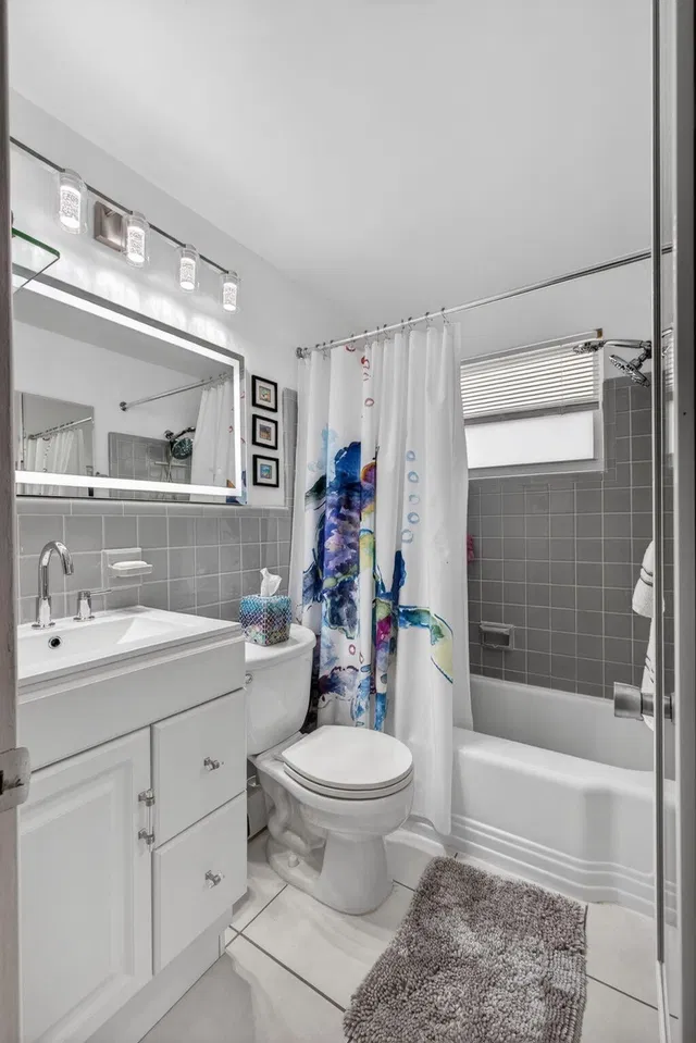 4001 S Ocean South Palm Beach Unit 218 photo 13
