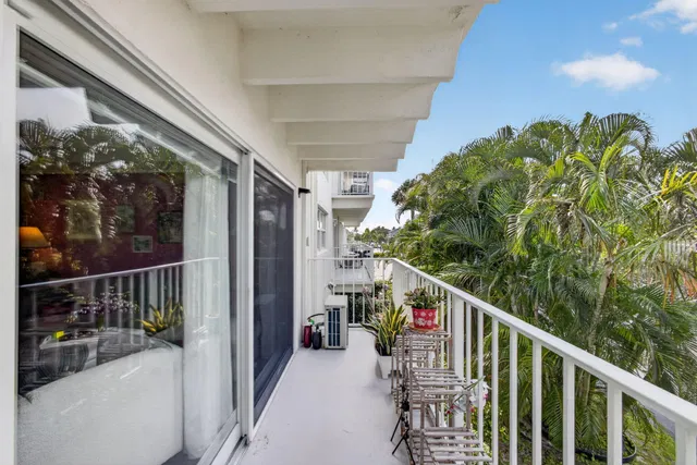 4001 S Ocean South Palm Beach Unit 218 photo 16