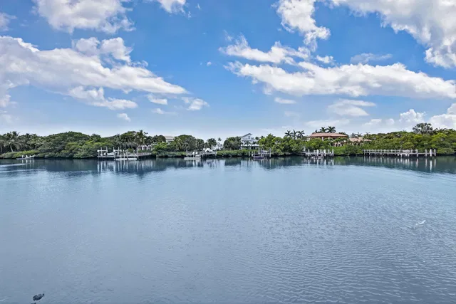 4001 S Ocean South Palm Beach Unit 218 photo 17