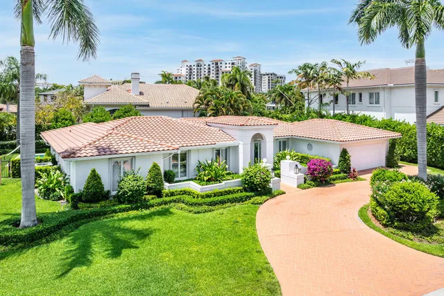 Royal Palm Yacht and Country Club Residence photo 2