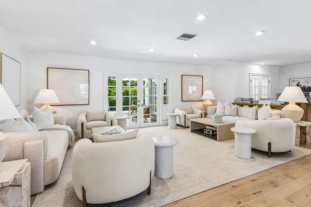 Royal Palm Yacht and Country Club Residence photo 15