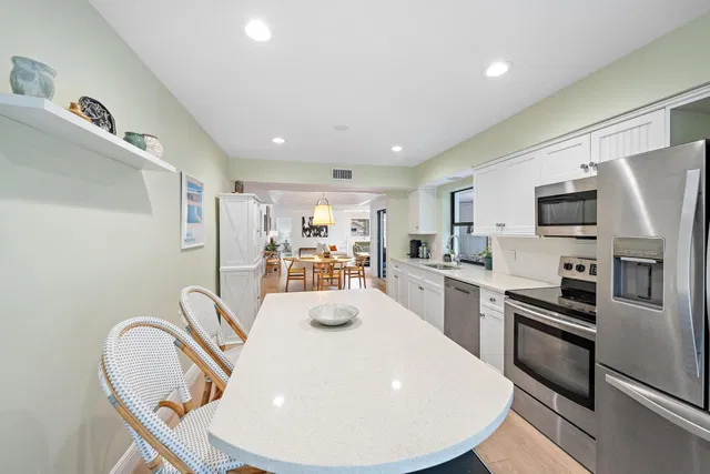 Jonathan's Landing Jupiter FL Unit 206 photo 10