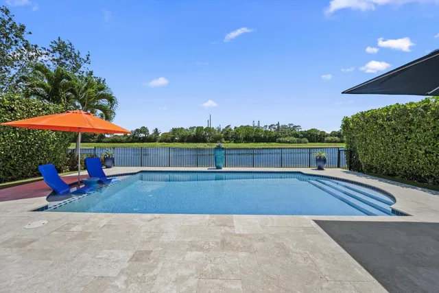  Residence photo 7