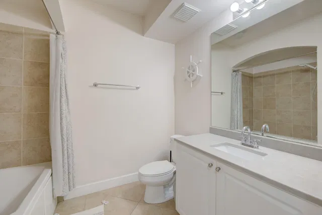Residence photo 22