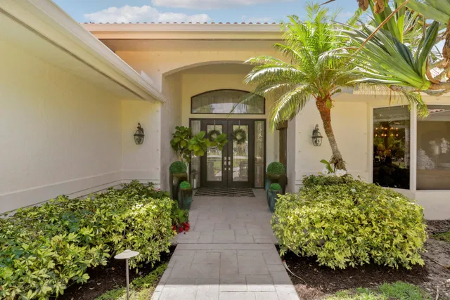 Steeplechase Residence photo 3