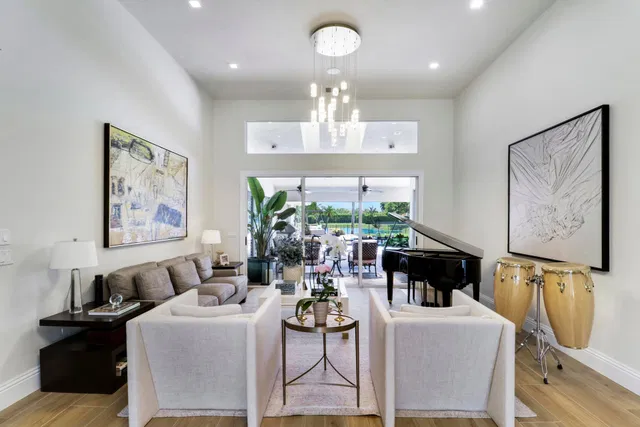 Steeplechase Residence photo 5
