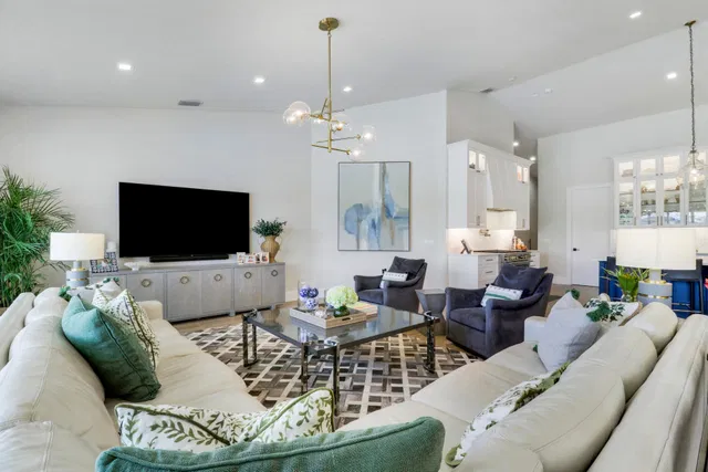 Steeplechase Residence photo 34