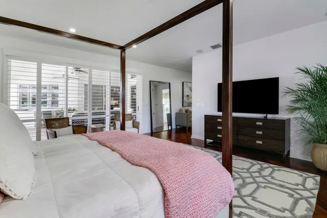 Steeplechase Residence photo 38