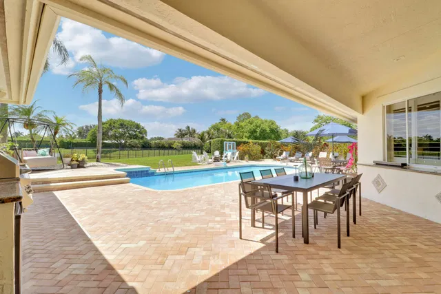 Steeplechase Residence photo 70