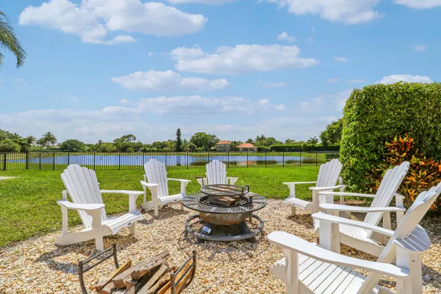Steeplechase Residence photo 80