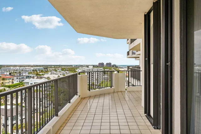 Unit 1105 photo 20