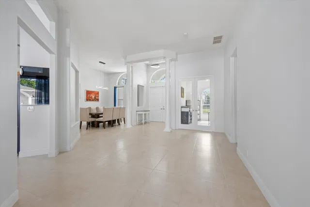 Residence photo 14