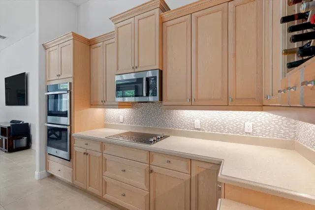 Residence photo 24