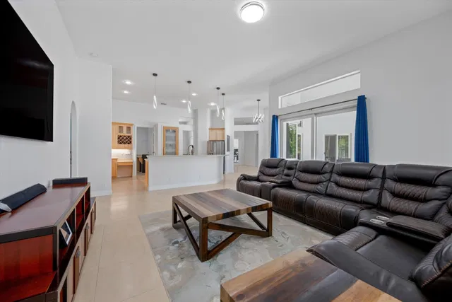 Residence photo 31