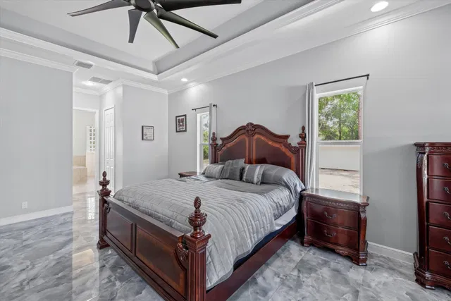 Residence photo 37