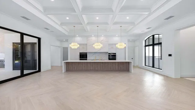  Residence photo 5