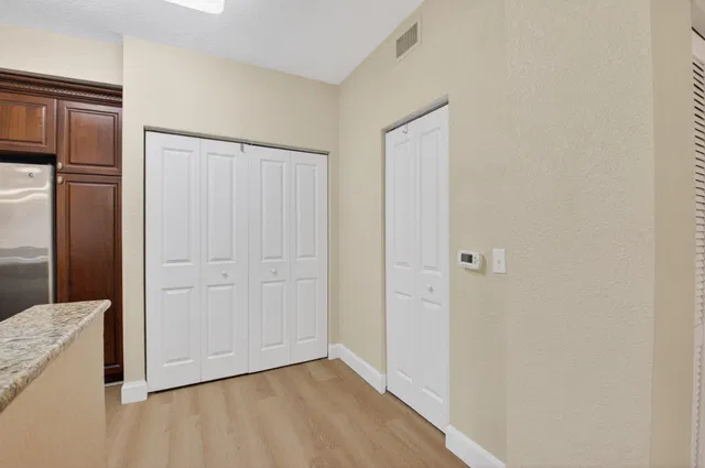 Renaissance Commons II Unit 1219 photo 11