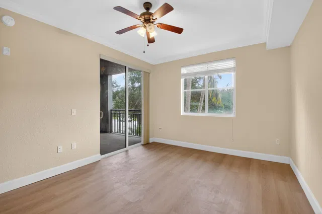 Renaissance Commons II Unit 1219 photo 23