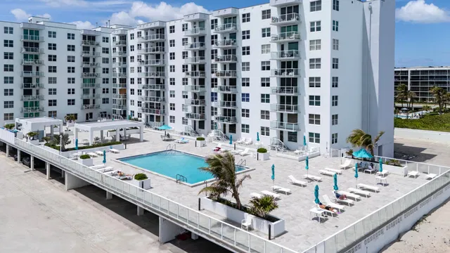 The Patrician of Palm Beach Unit 327 photo 17