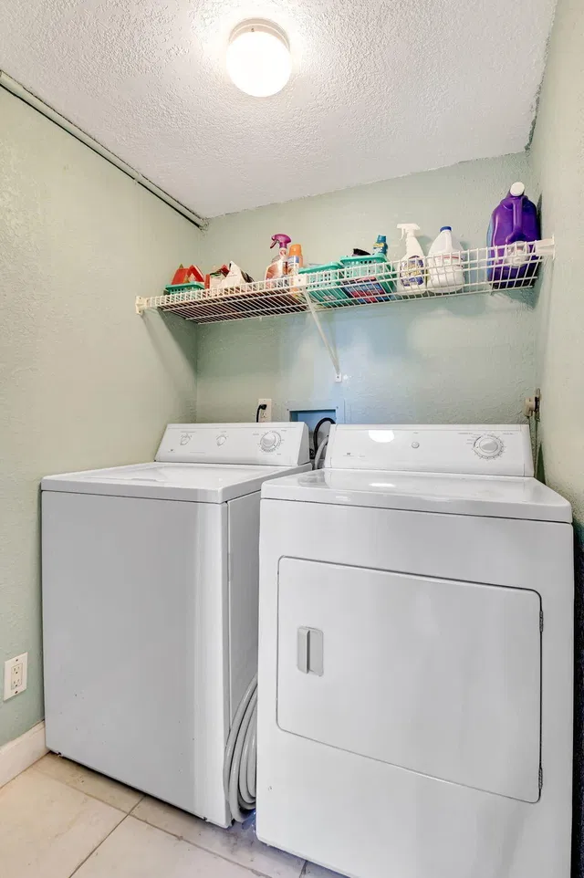 Unit 201 photo 20