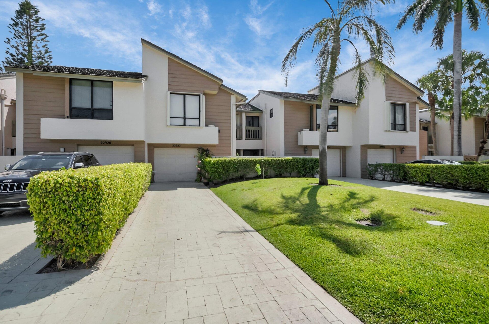 Residence photo 4
