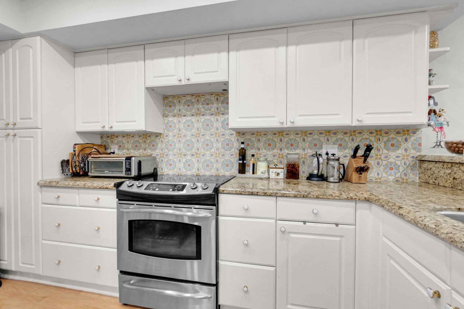 Residence photo 10