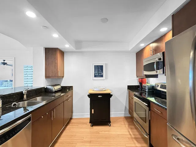 Tiara Singer Island Unit 30-d photo 5