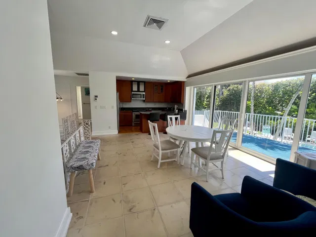 Residence photo 29