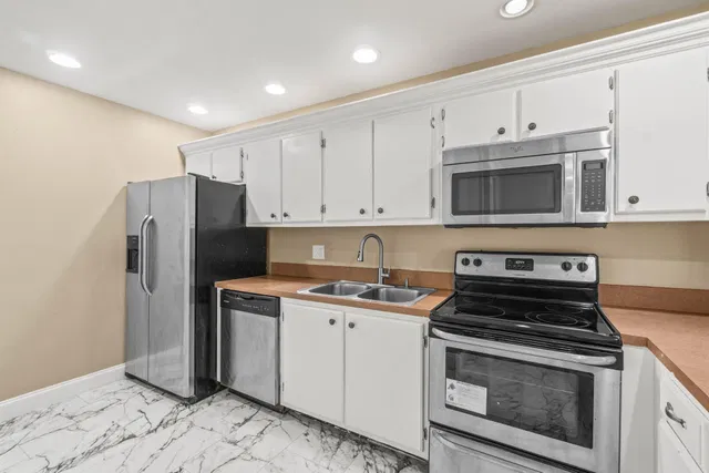 Residence photo 14
