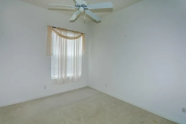  Residence photo 26