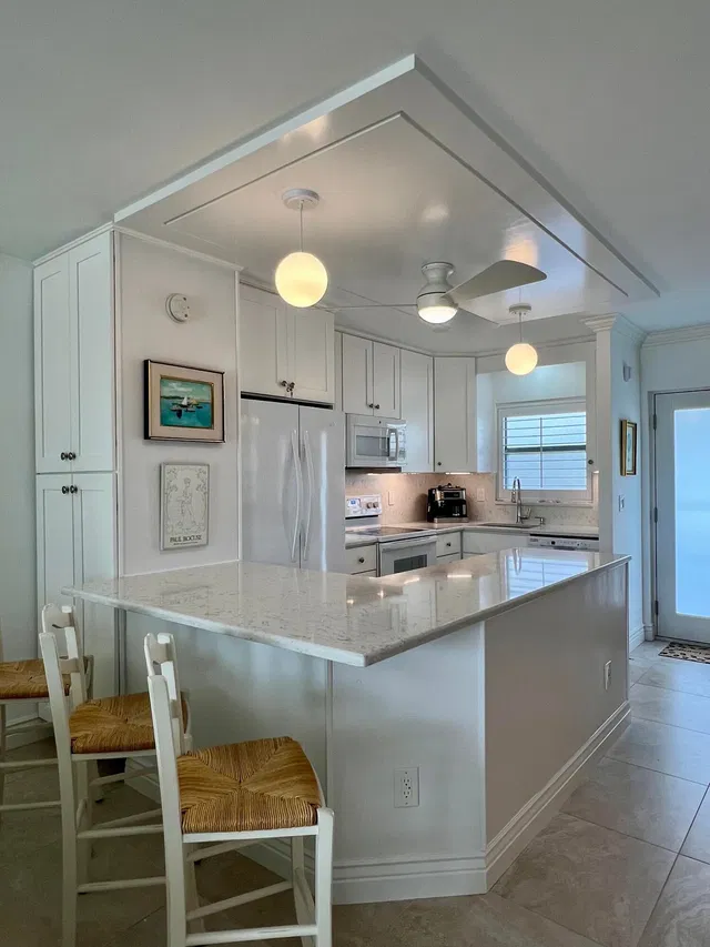 North End Palm Beach Unit 204 photo 13