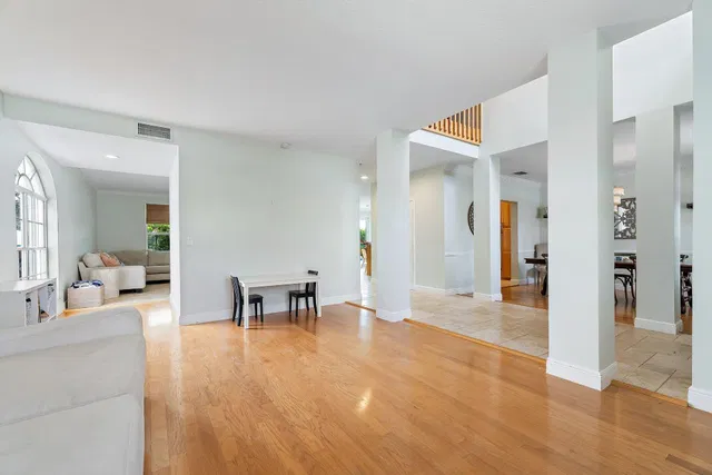  Residence photo 10