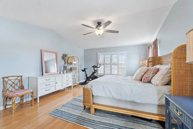  Residence photo 24