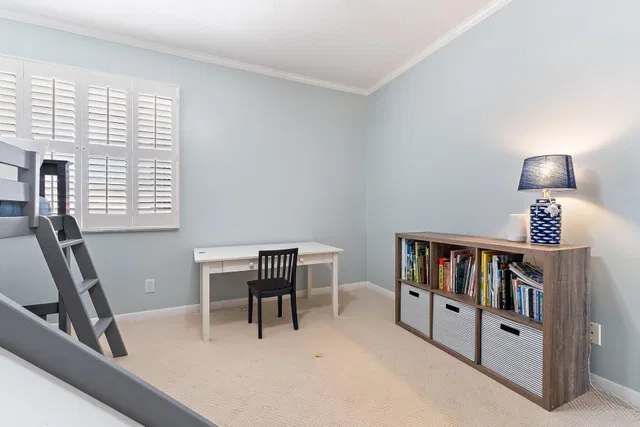  Residence photo 33