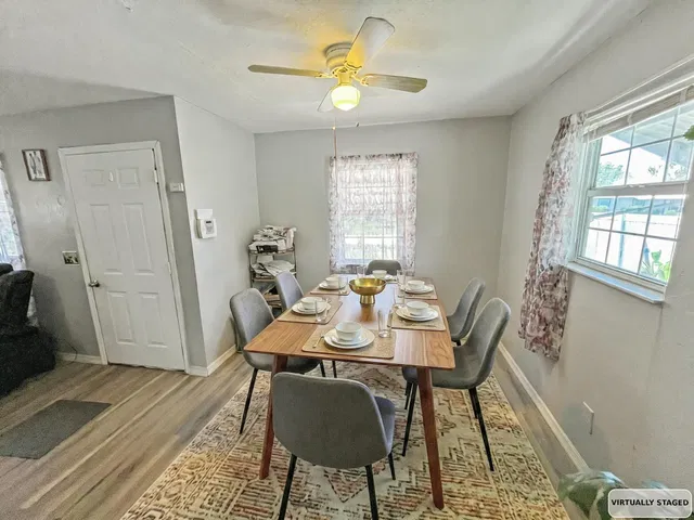 Residence photo 5