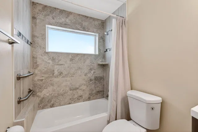 Residence photo 26