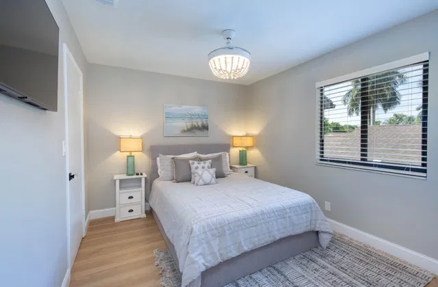 Residence photo 16