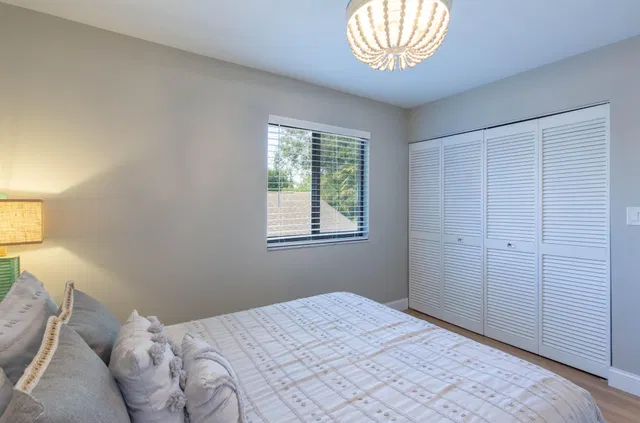 Residence photo 17