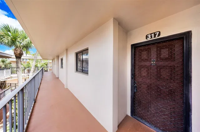 Unit 317 photo 23