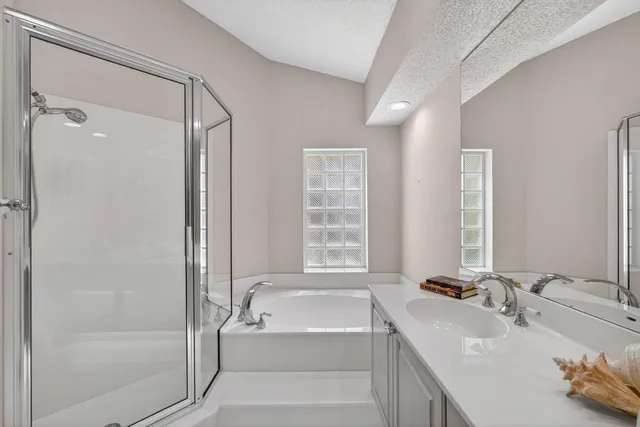 PGA National Palm Beach Gardens Residence photo 35