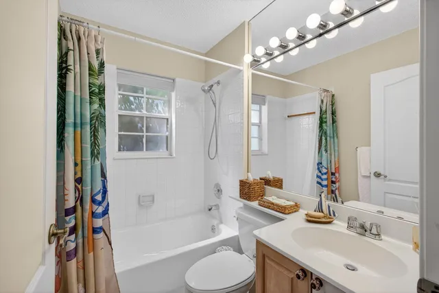 PGA National Palm Beach Gardens Residence photo 39