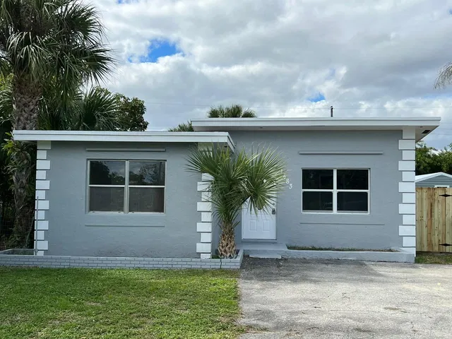 Residence photo 5