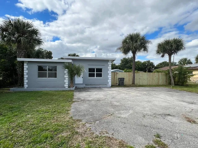 Residence photo 6