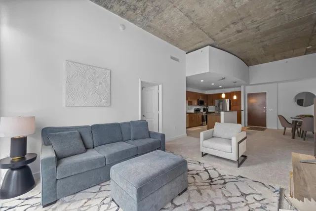 The Edge Unit 1619 photo 12