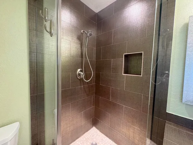 Unit 201 photo 29