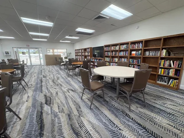 Unit 201 photo 37