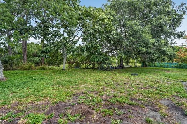Residence photo 31