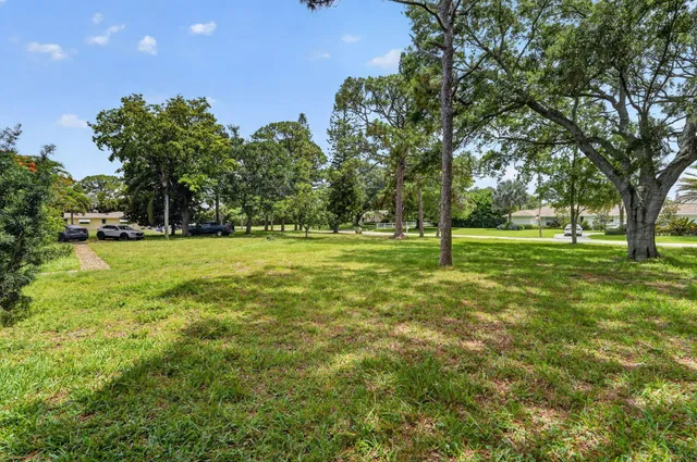 Residence photo 69
