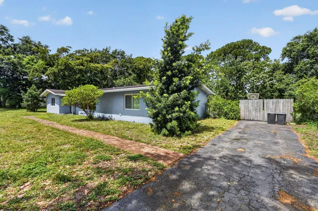 Residence photo 81
